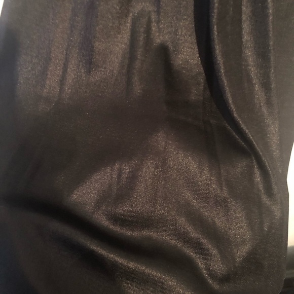 Lane Bryant black top with beads at neckline 14/16 - Picture 5 of 6